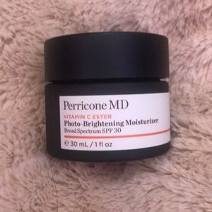 Perricone MD vitamin C Ester Moisturizer SPF30